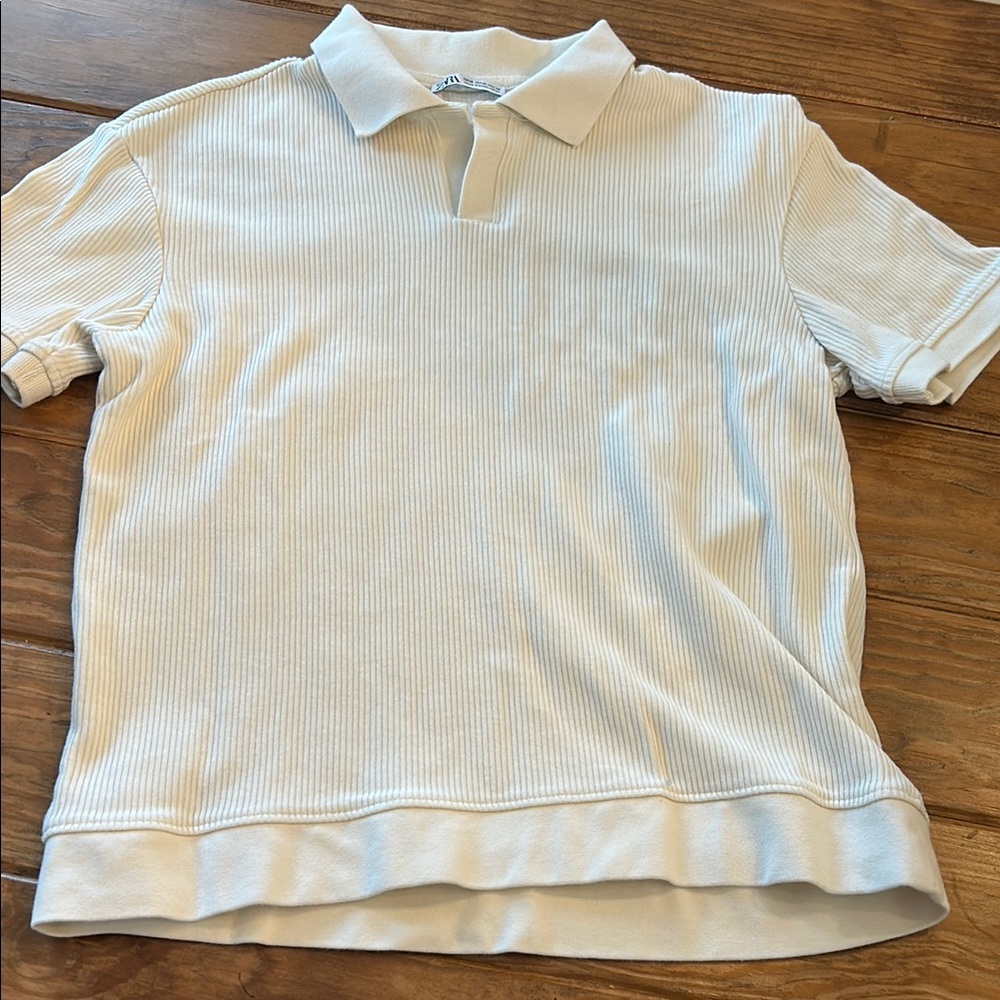 Zara - Men’s Medium Cream Ribbed Shirt